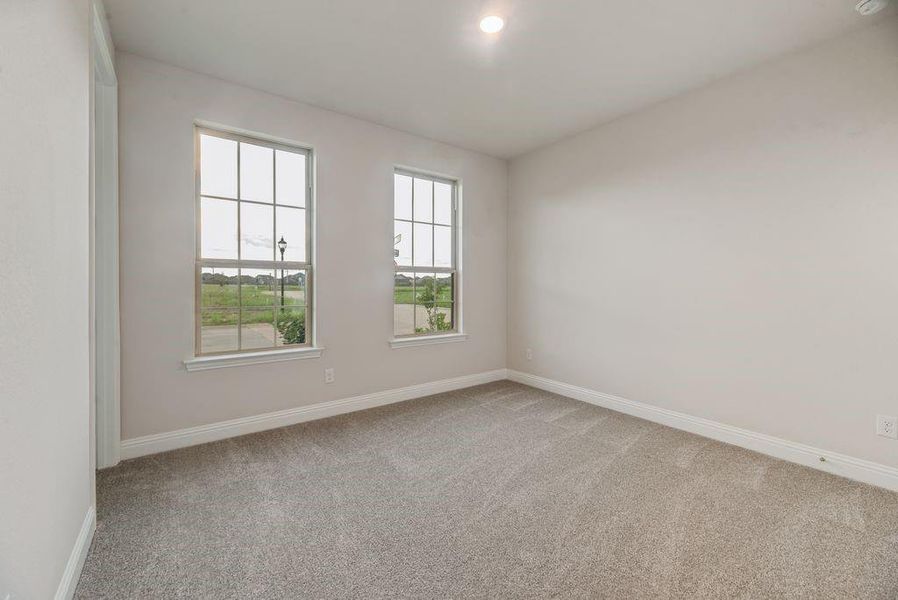 Spacious, unfurnished interior of a new home in Sutton Fields, Celina (Image 15).