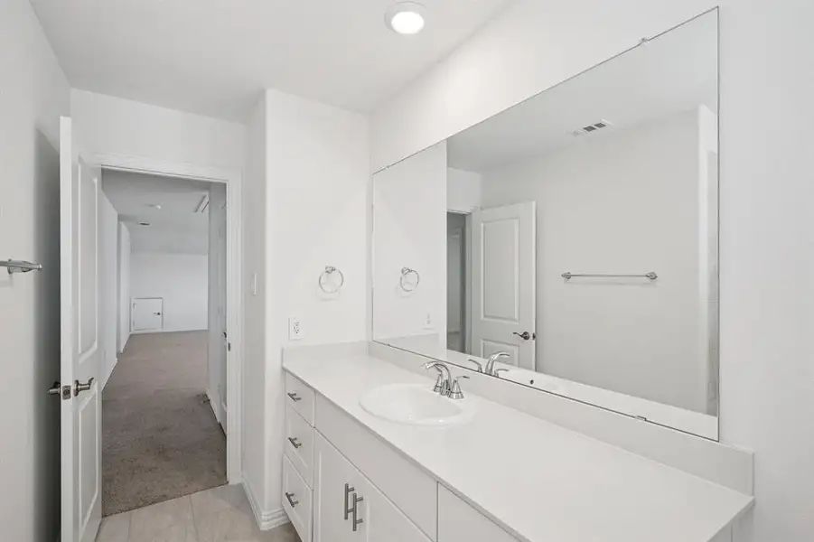 Photo is not of the actual home, but is an inspirational photo of builder’s model home and may depict options, furnishings, and/or decorator features that are not included. Photo is not of the actual home, but is an inspirational photo of builder’s model home and may depict options, furnishings, and/or decorator features that are not included.