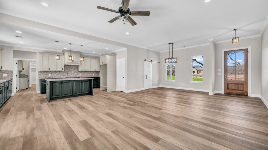 Representative unfurnished interior of a home built from the Clementine by Zeal Home Builders in Saddle Crest Estates, Weatherford (Image 59).