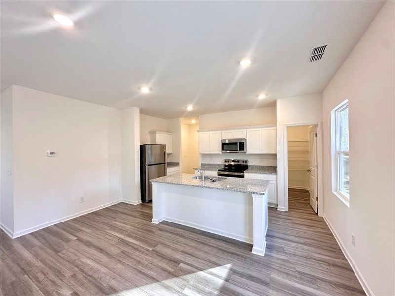 Furnished interior view inside a new home in Mt. Tabor Ridge, Dallas (Image 8).