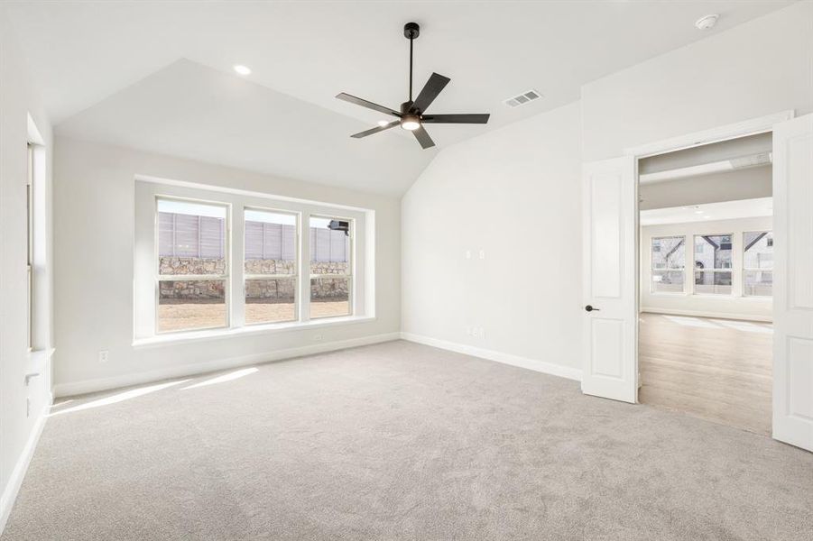 Spacious, unfurnished interior of a new home in Painted Tree, McKinney (Image 29). Spacious, unfurnished interior of a new home in Painted Tree, McKinney (Image 29).