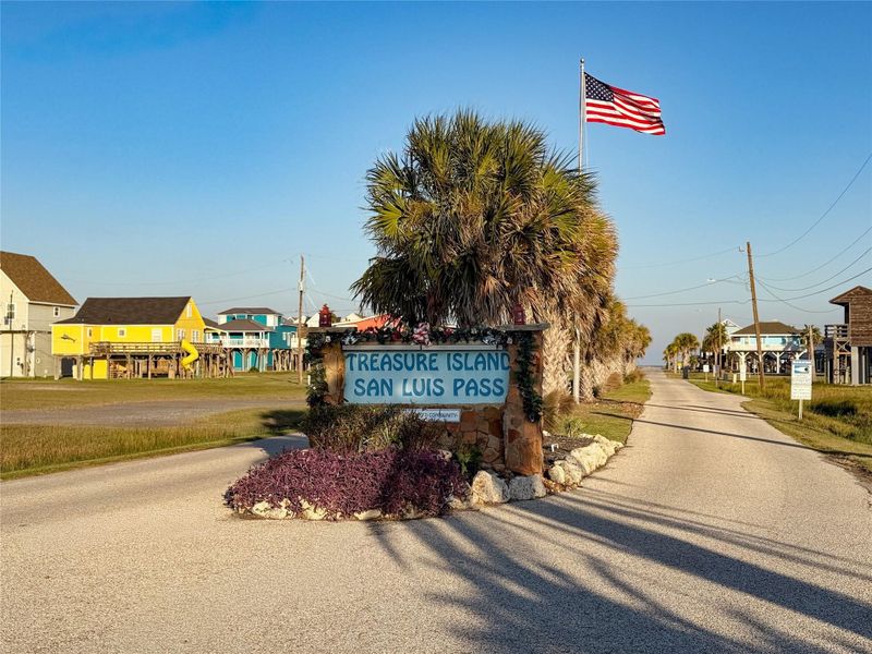 Image 8 of a home in .