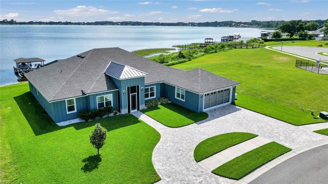 Front exterior of a new home in , Auburndale, FL, highlighting curb appeal (Image 29).