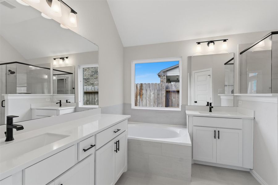 Furnished interior view inside a new home in Brookewater, Rosenberg (Image 9).