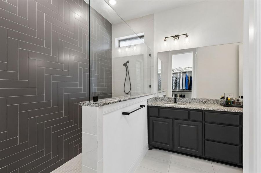 Furnished interior view inside a new home in , Fort Worth (Image 16).