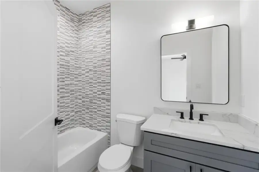 Furnished interior view inside a new home in , Atlanta (Image 6).