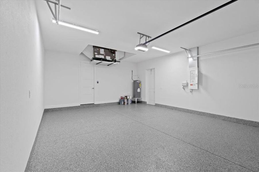 Spacious, unfurnished interior of a new home in , Englewood (Image 22).