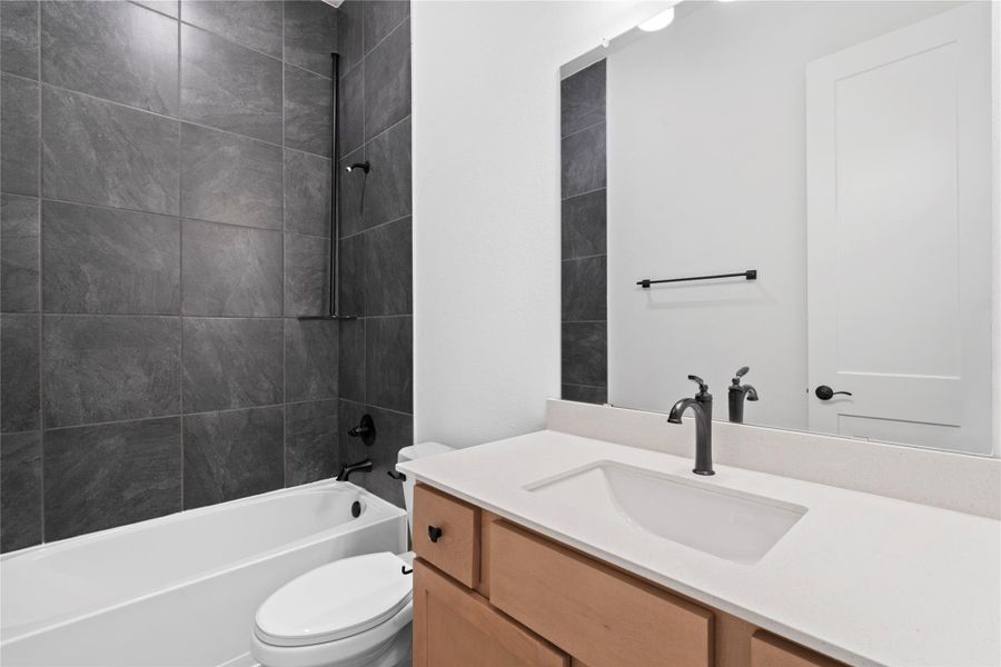 Image 21 of a home in Brookewater.