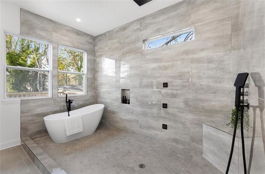 Furnished interior view inside a new home in , Atlanta (Image 18).
