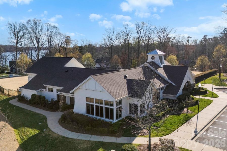 Image 36 of a home in .