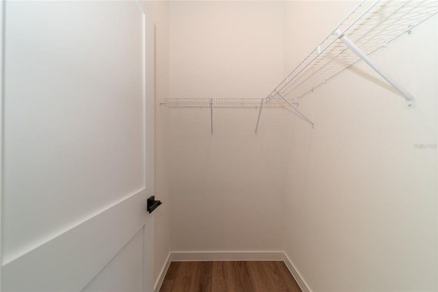 Spacious, unfurnished interior of a new home in , Citrus Springs (Image 43).