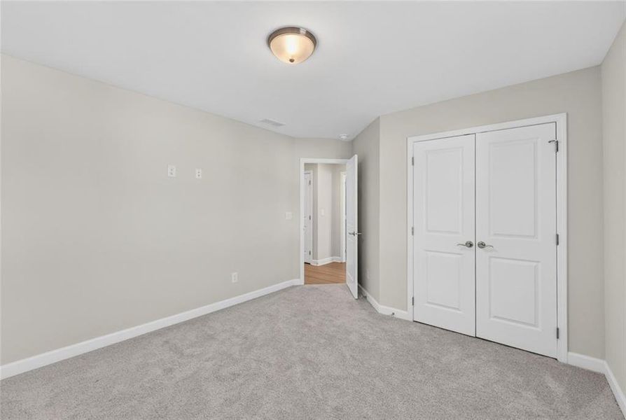 Spacious, unfurnished interior of a new home in Avenbrook, Mableton (Image 34). Spacious, unfurnished interior of a new home in Avenbrook, Mableton (Image 34).