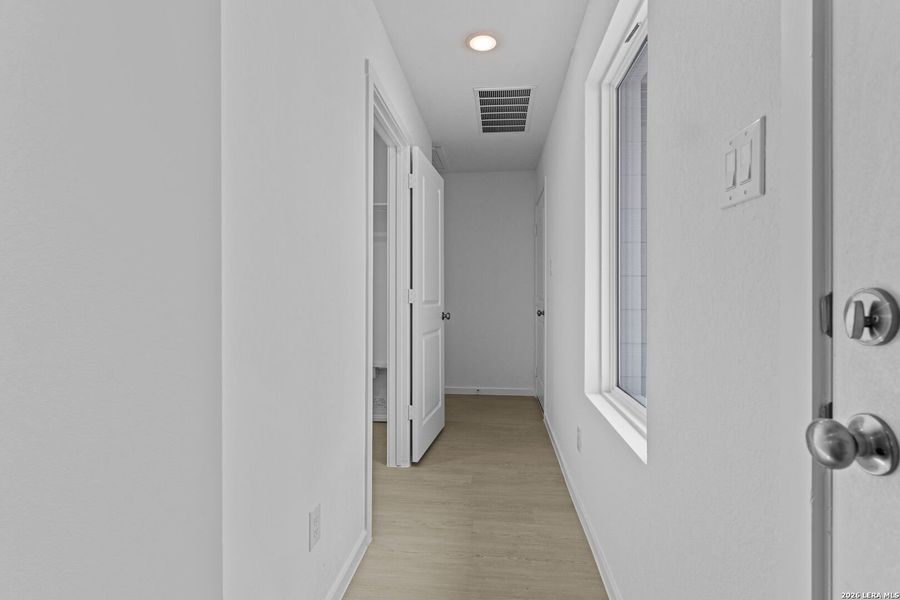 Spacious, unfurnished interior of a new home in Waterwheel, San Antonio (Image 19).