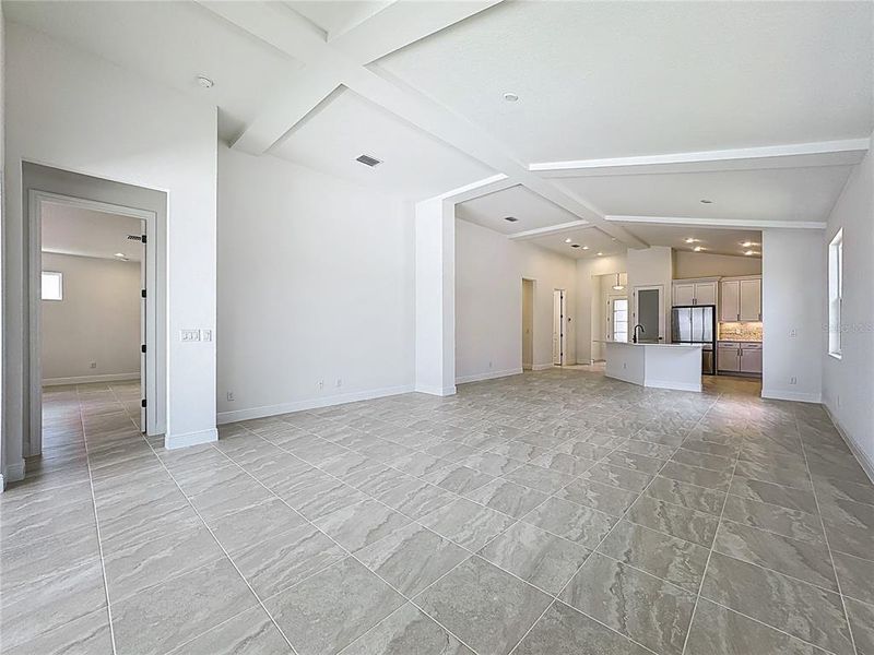 Spacious, unfurnished interior of a new home in , Parrish (Image 45).