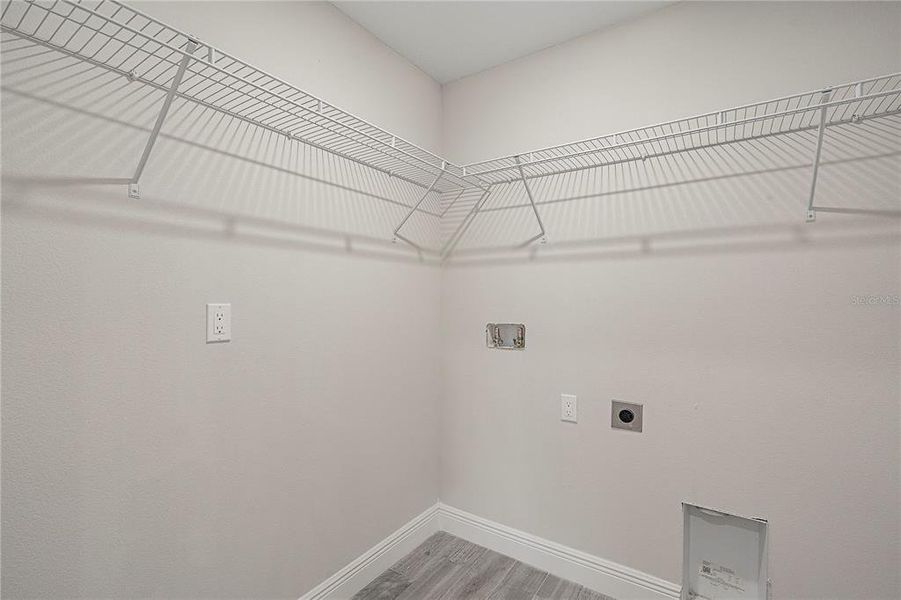 Spacious, unfurnished interior of a new home in , Palmetto (Image 14).