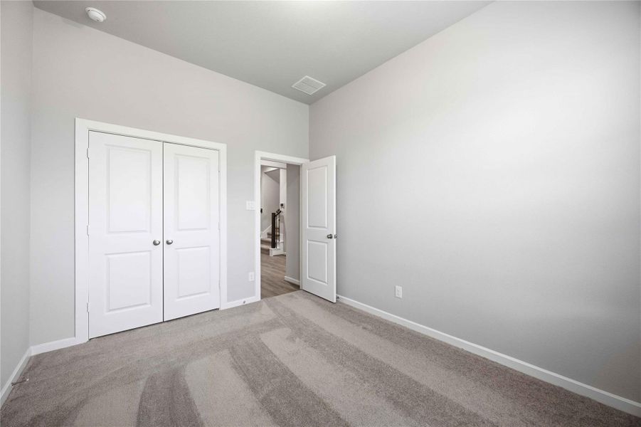 Spacious, unfurnished interior of a new home in , La Marque (Image 18).