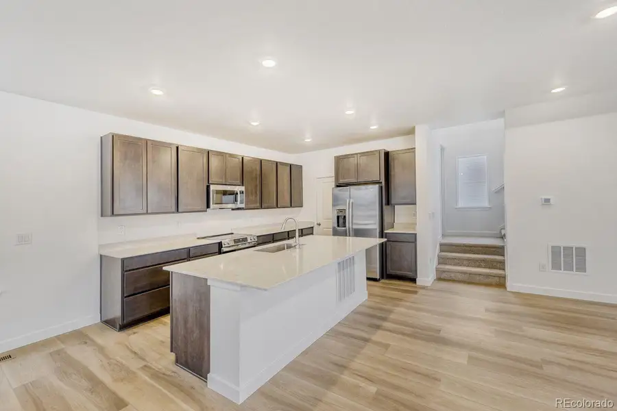 Furnished interior view inside a new home in Vermilion Creek, Centennial (Image 4).