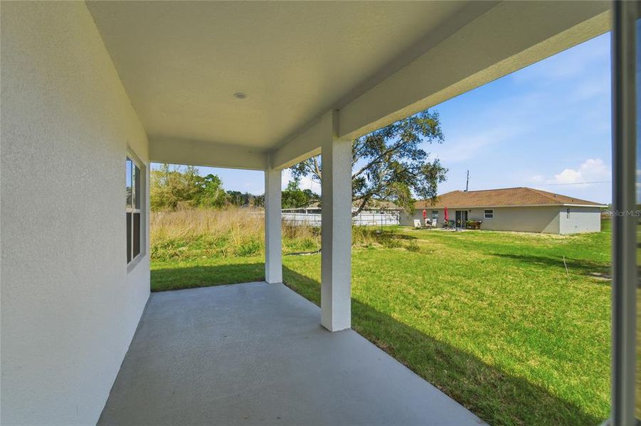Exterior details and patio area of a home in , Ocala (Image 3).