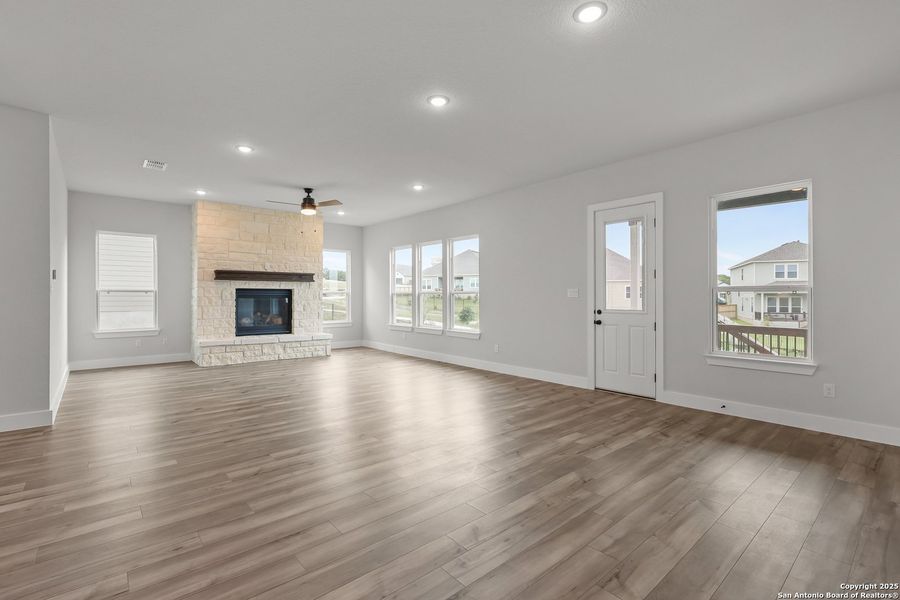 Spacious, unfurnished interior of a new home in Homestead, Schertz (Image 30). Spacious, unfurnished interior of a new home in Homestead, Schertz (Image 30).