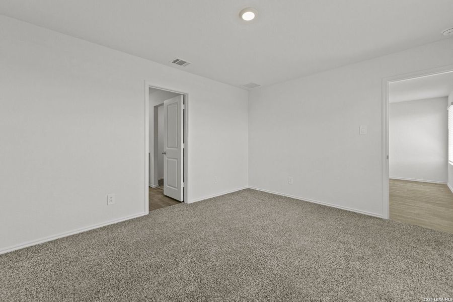 Spacious, unfurnished interior of a new home in Hickory Ridge, Elmendorf (Image 23).