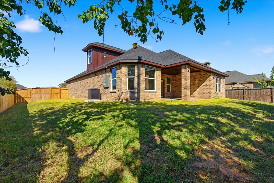 Exterior details and patio area of a home in , Arcola (Image 4).