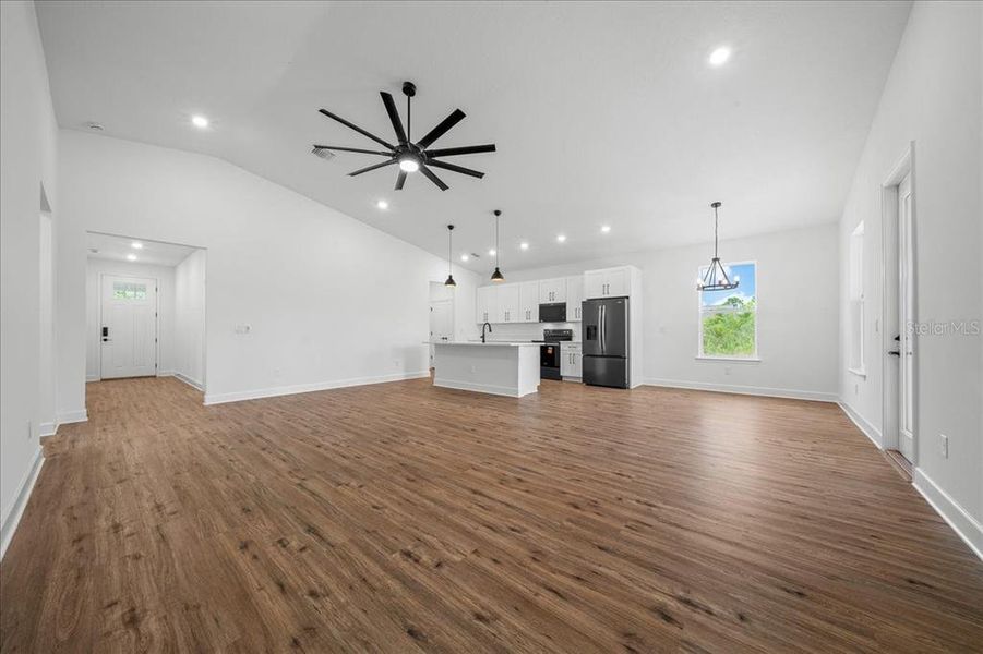 Spacious, unfurnished interior of a new home in , Weeki Wachee (Image 59). Spacious, unfurnished interior of a new home in , Weeki Wachee (Image 59).