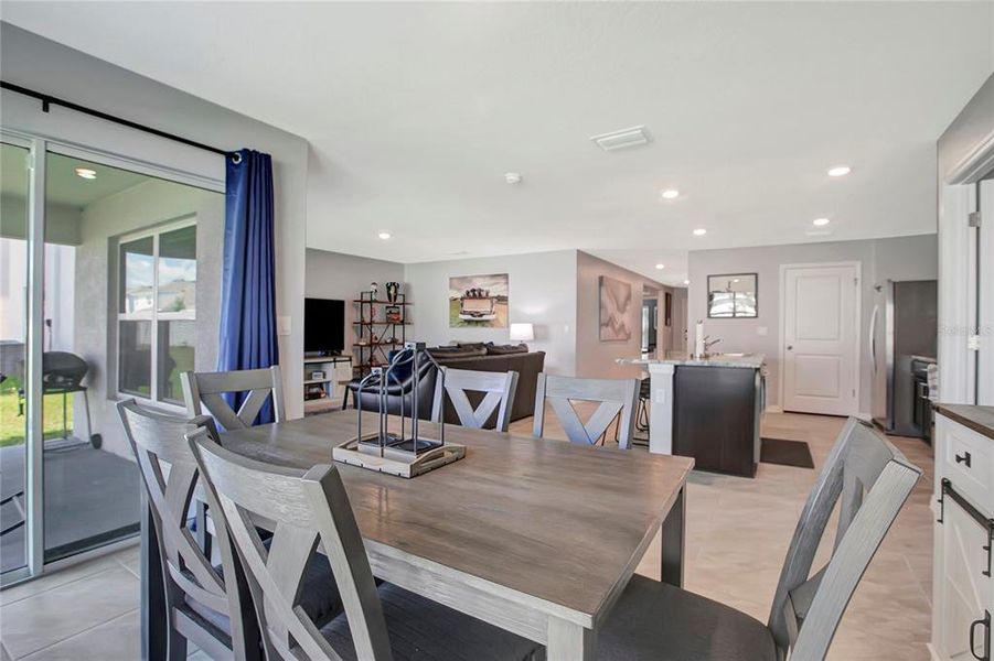 Furnished interior view inside a new home in River Park, Temple Terrace (Image 11).