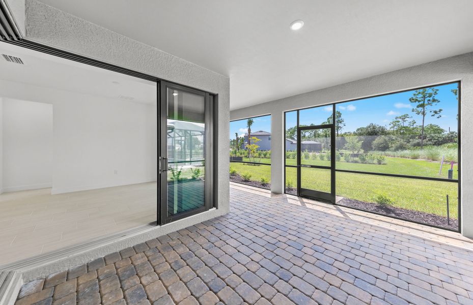 Image 18 of a home in Terreno.