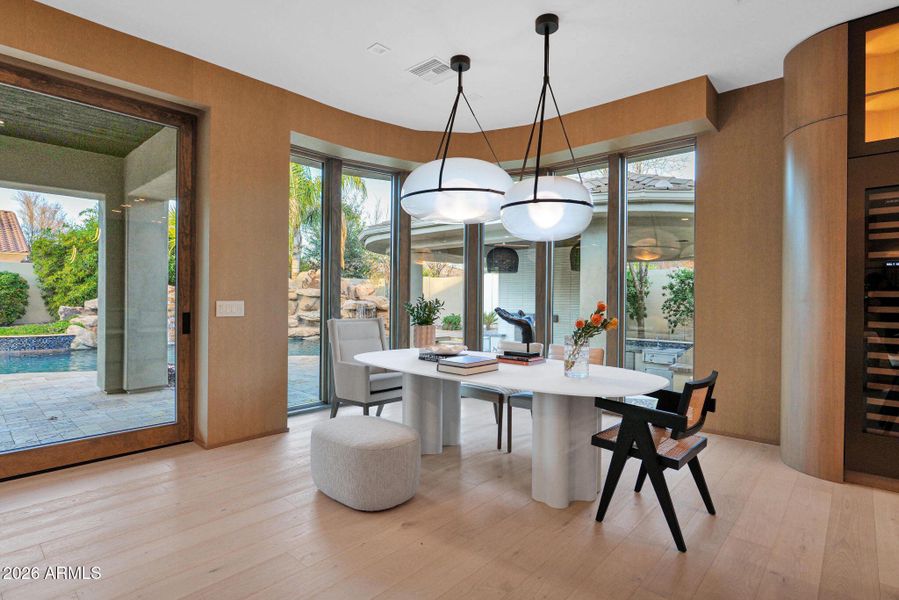 Dining Room Dining Room