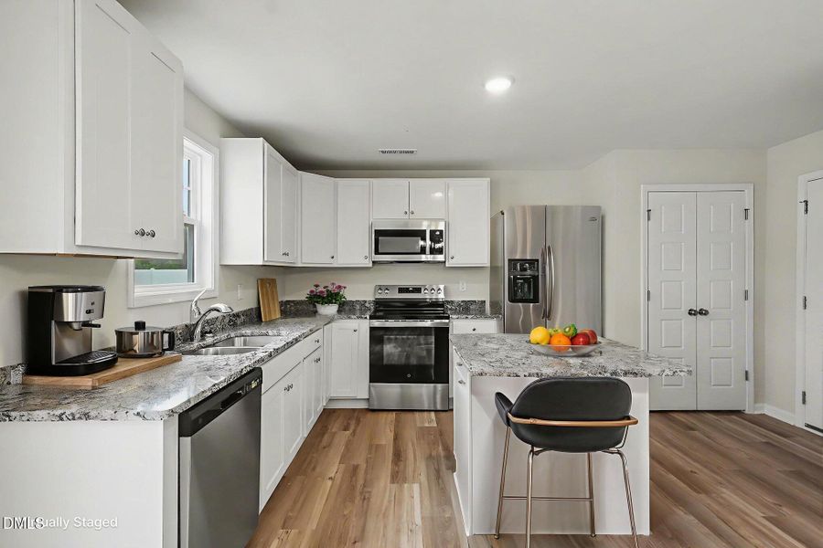 029_kv0a0081_-_kitchen_-_modern_-_2_782