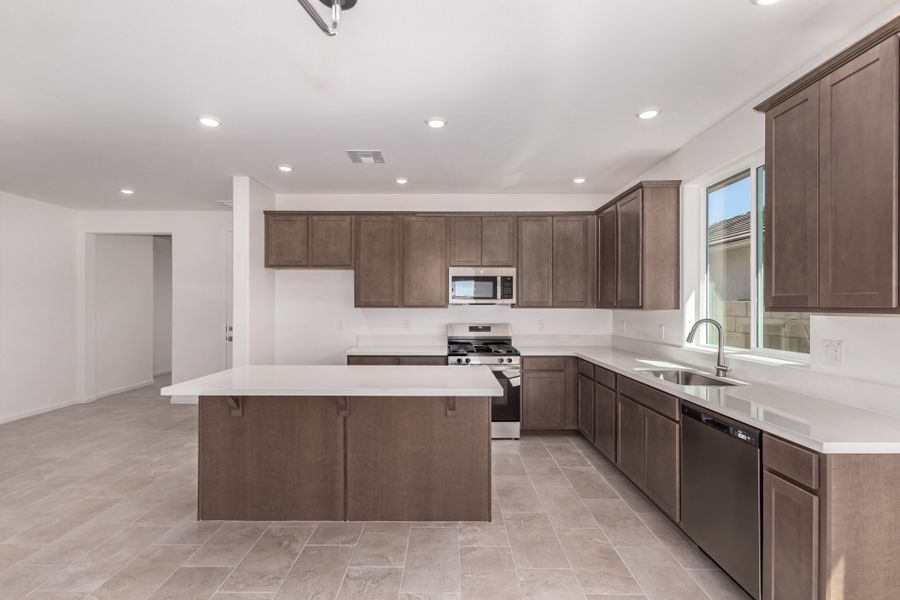 Furnished interior view inside a new home in The Views at Rancho Cabrillo, Peoria (Image 11).
