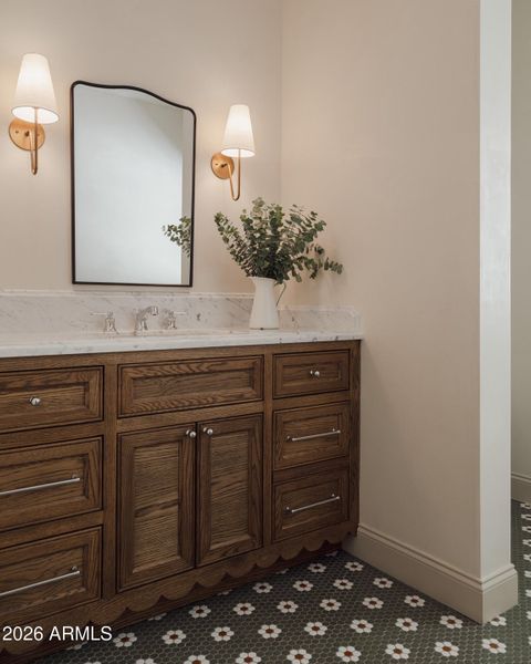 Coyote Phx - 123 Kaler