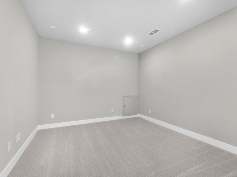 Spacious, unfurnished interior of a new home in Pecan Ridge, Fulshear (Image 24). Spacious, unfurnished interior of a new home in Pecan Ridge, Fulshear (Image 24).
