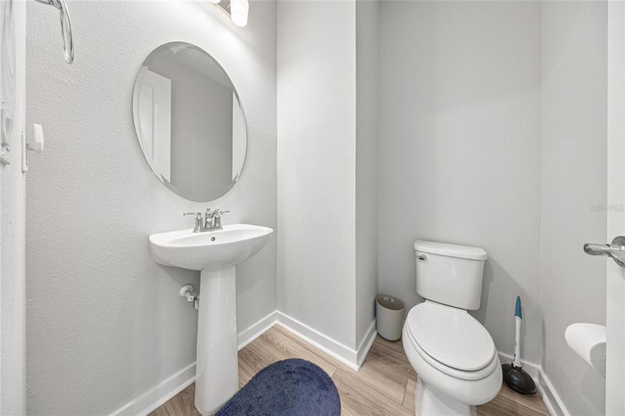 Furnished interior view inside a new home in , Ocala (Image 30).