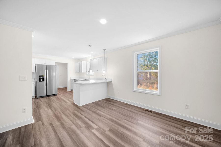 Spacious, unfurnished interior of a new home in , Cherryville (Image 18).