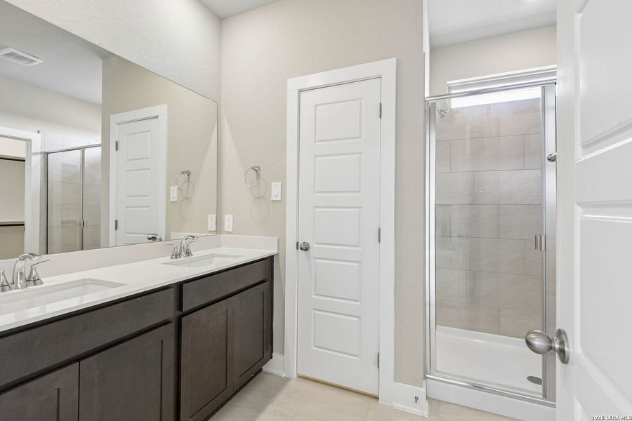 Furnished interior view inside a new home in Royal Crest, San Antonio (Image 6).