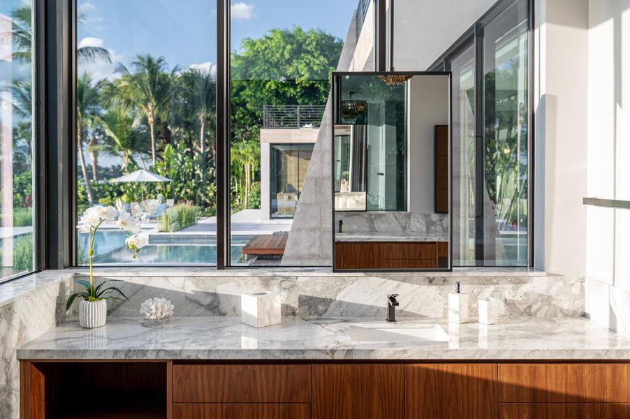 Image 35 of a home in .