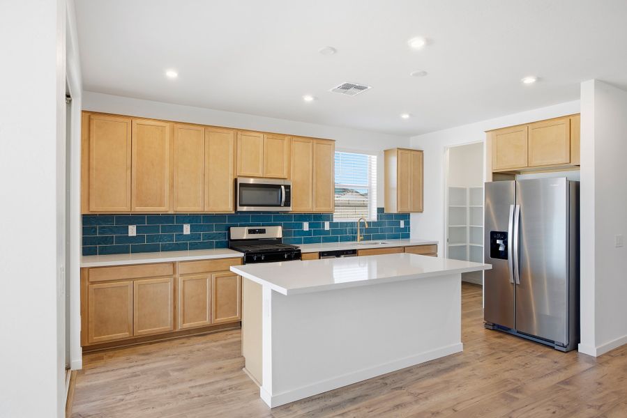 Furnished interior view inside a new home in Montana Vista - Highland, Buckeye (Image 11).