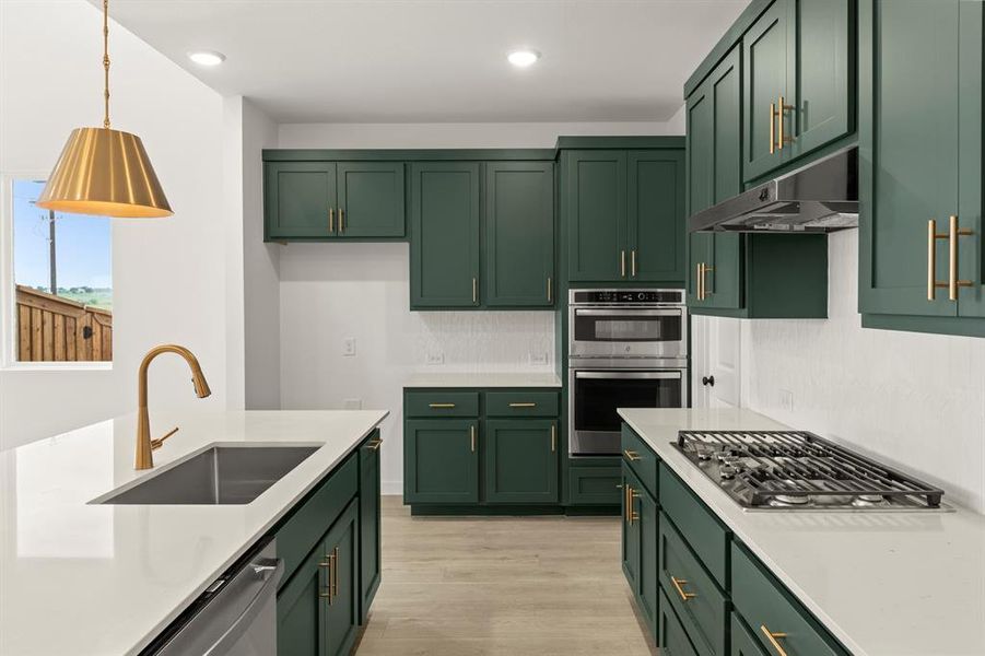 08. 1708 Abbott - Kitchen (3)