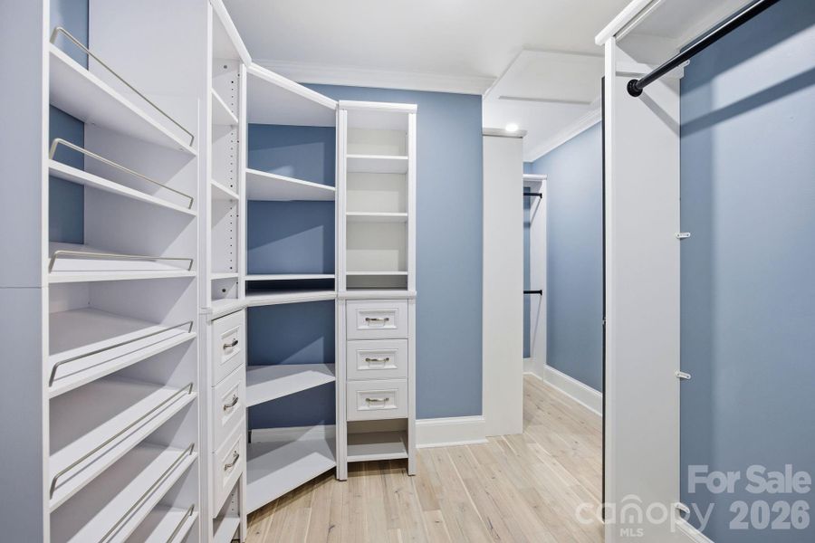 Image 21 of a home in .