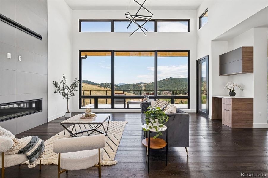 Image 41 of a home in .