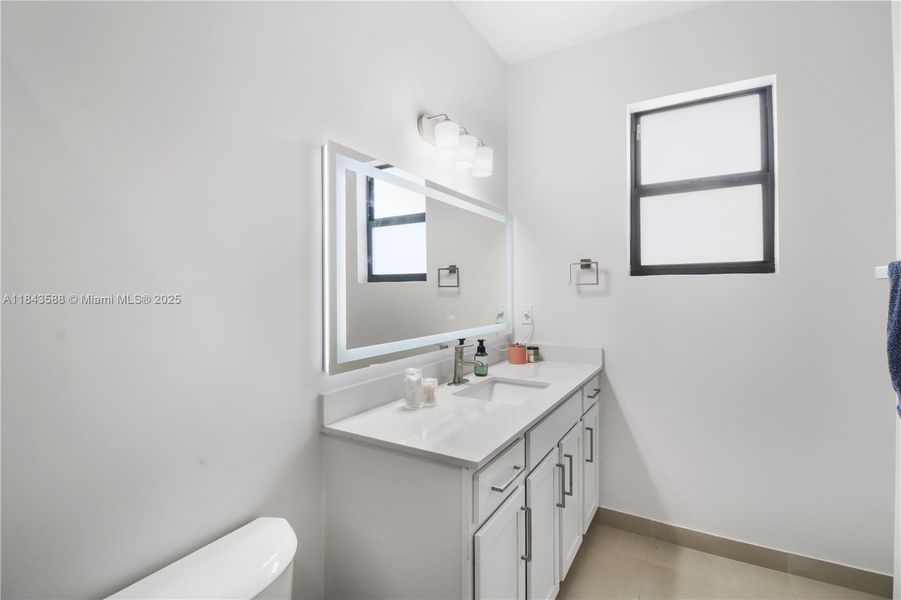 Furnished interior view inside a new home in , Homestead (Image 32).