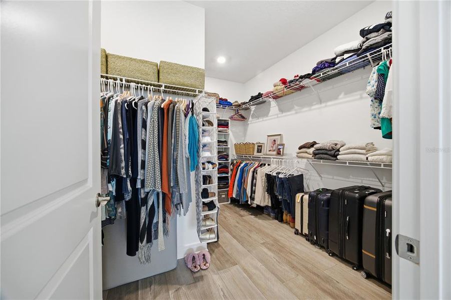 Furnished interior view inside a new home in , Ocala (Image 38).