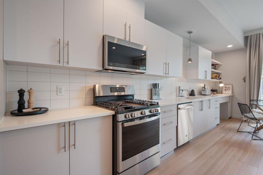 Furnished interior view inside a new home in , Austin (Image 7). Furnished interior view inside a new home in , Austin (Image 7).