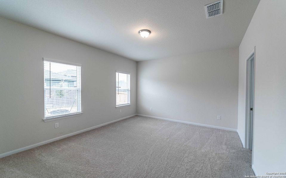 Spacious, unfurnished interior of a new home in Hickory Ridge, Elmendorf (Image 11). Spacious, unfurnished interior of a new home in Hickory Ridge, Elmendorf (Image 11).
