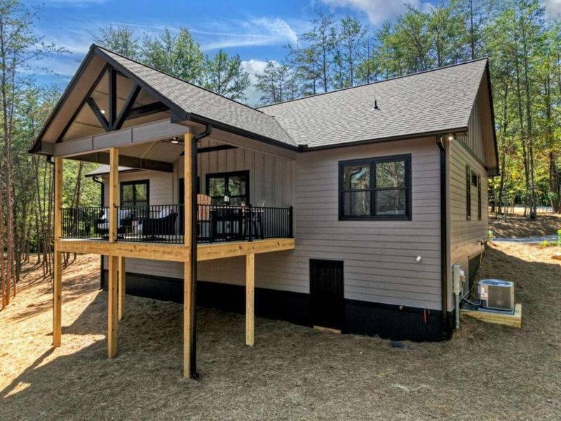 Exterior details and patio area of a home in , McCaysville (Image 20).