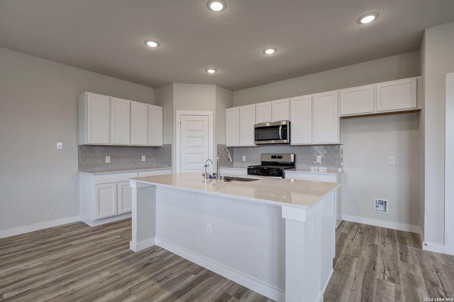 Furnished interior view inside a new home in Mesa Vista, San Antonio (Image 7).