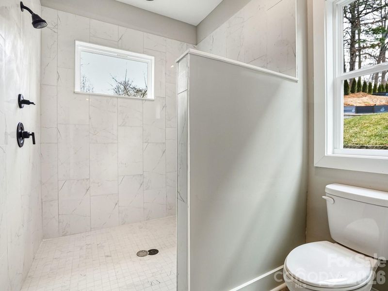 Image 37 of a home in .