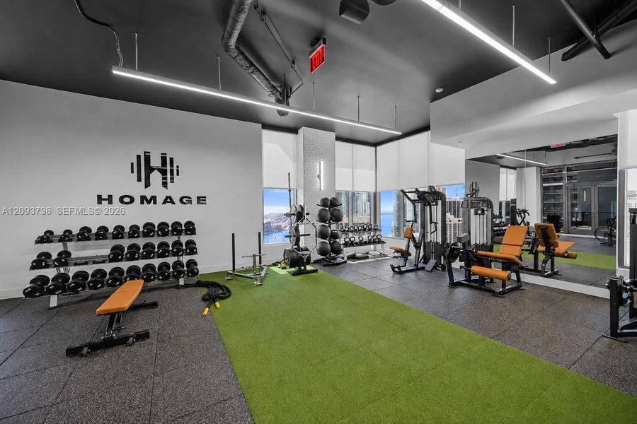 Community amenities in , Miami (Image 21).