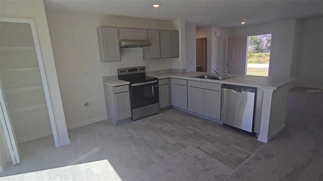 Image 10 of a home in Poinciana. Image 10 of a home in Poinciana.